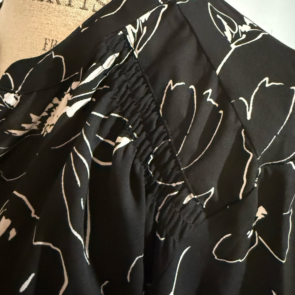 Ann Taylor Factory Black Blouse - Picture 3 of 8